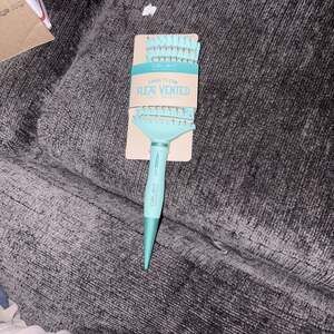 Wet Brush Pro Flex Dry Vented Hair Brush in Purist Blue